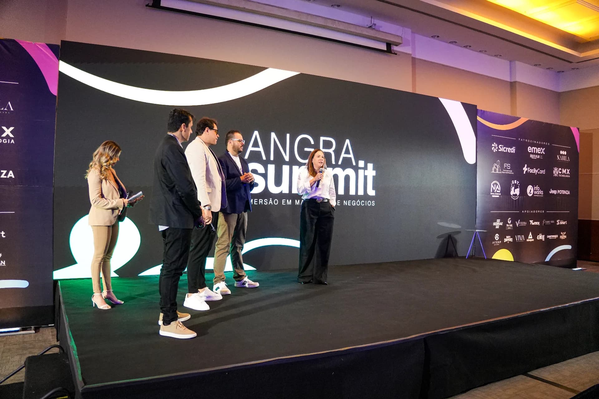 Palestrantes de referência nacional no palco do Angra Summit