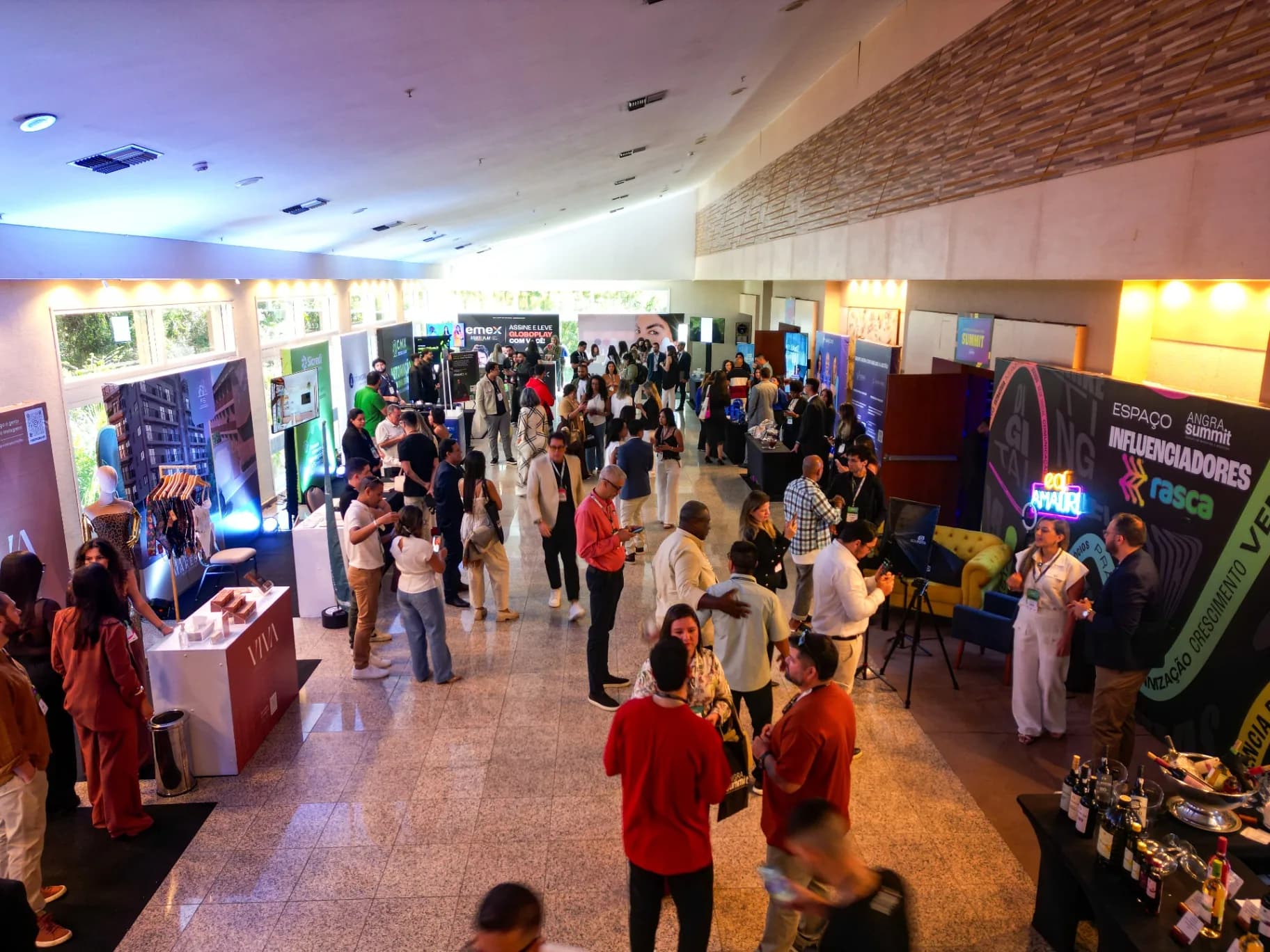 Networking estratégico entre empresários e líderes no Angra Summit